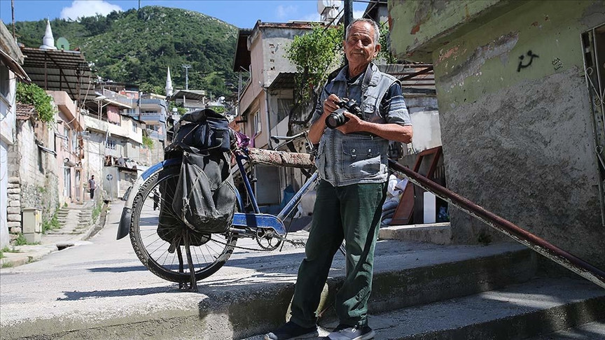 Antakya'nın Bisikletli Foto Muhabiri: 54 Yıllık Tutku, Pedal Gücüyle Yaşıyor